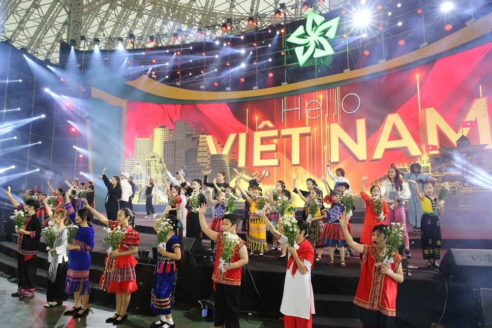 ການຊ້ອມຮົບປິດງານຕະຫຼາດນັດລະດູໃບໄມ້ຫຼົ່ນຄັ້ງທຳອິດ - 2025 - ຮູບ 4