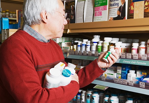 Frågor och svar om vitamin K: Nya fördelar för ben och hjärta - Bild 1. Hỏi đáp về Vitamin K: Lợi ích mới cho xương và tim mạch- Ảnh 1.