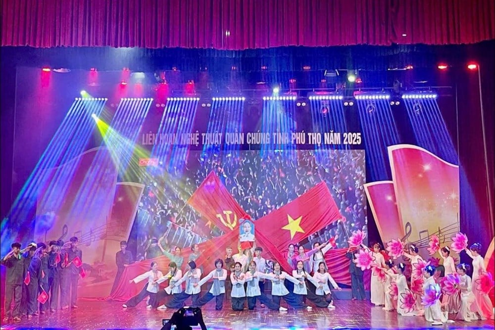 70 utmerkede forestillinger vant priser på Phu Tho Provincial Mass Arts Festival - bilde 3