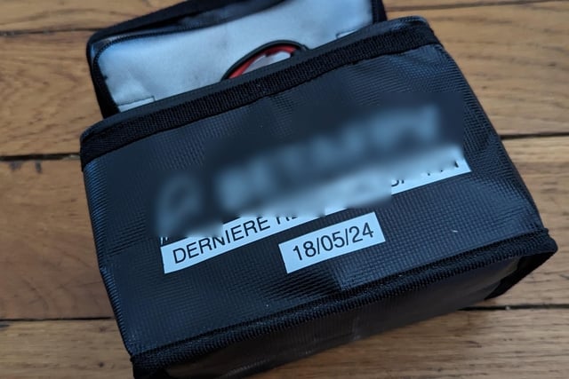 Có nên đầu tư vào túi đựng pin lithium-ion - Ảnh 1.