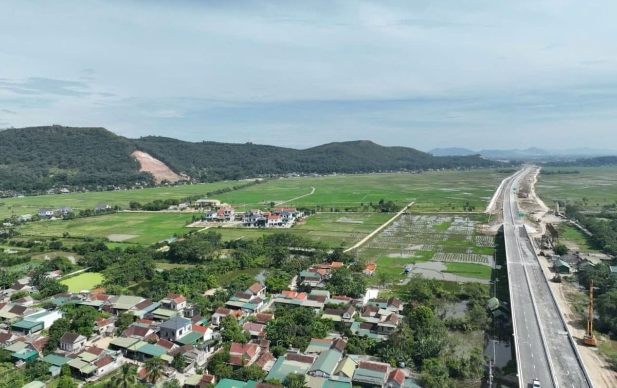 Một góc xã Lam Thành, tỉnh Nghệ An - nơi đường sắt tốc độ cao Bắc - Nam đi qua. Ảnh: Đình Tiệp.