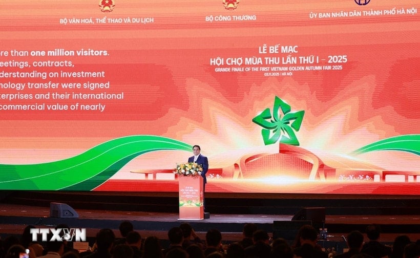 Lễ Bế mạc Hội chợ Mùa Thu lần thứ nhất-năm 2025 (Ảnh: Dương Giang/TTXVN)