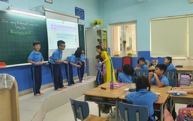 Nỗi lo tiếng Việt méo mó, lệch chuẩn - Ảnh 2.