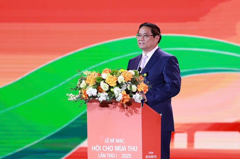 Thủ tướng: Hội chợ mùa Thu lần thứ nhất – 2025 đã trở thành lễ hội của công nghệ sáng tạo và văn hóa nghệ thuật - Ảnh 4.