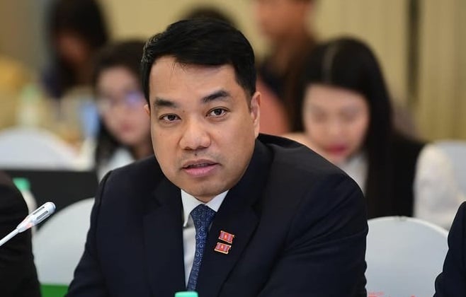 Подпись к фотографии