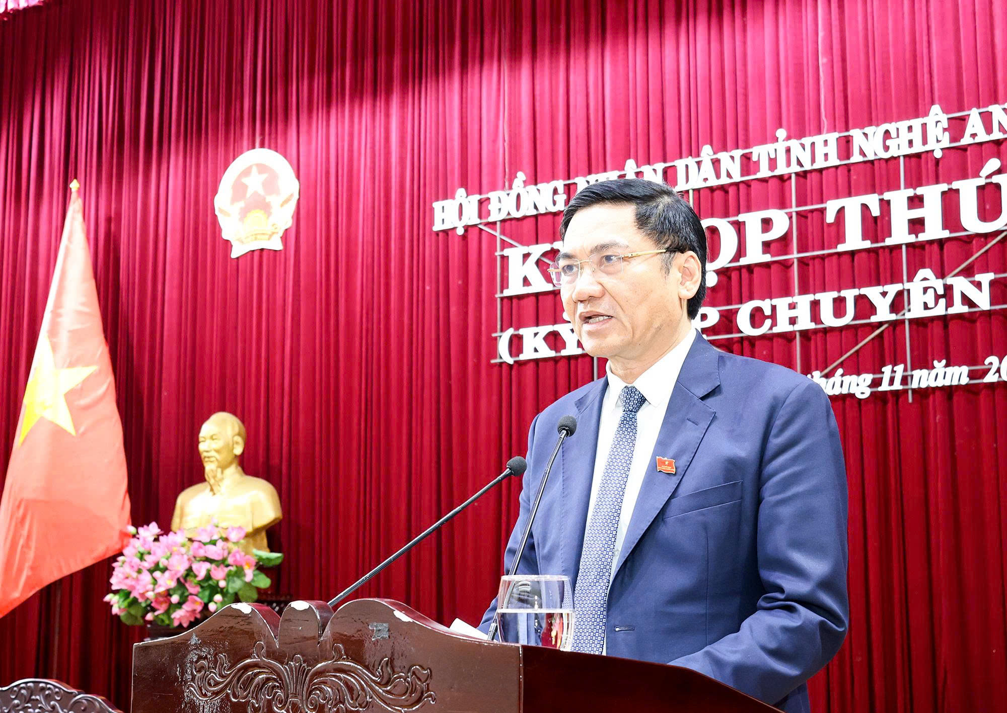 ພາສາອັງກິດ: ຂ່າວ