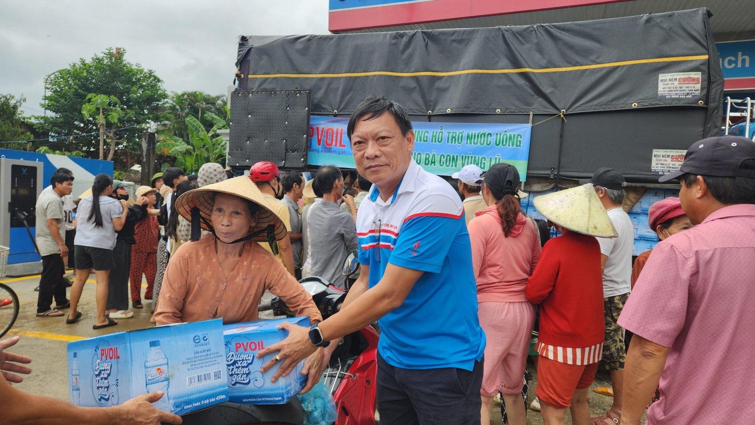 “Nghĩa tình đong đầy” của Petrovietnam với đồng bào Đà Nẵng: Hành động sớm - sẻ chia lớn