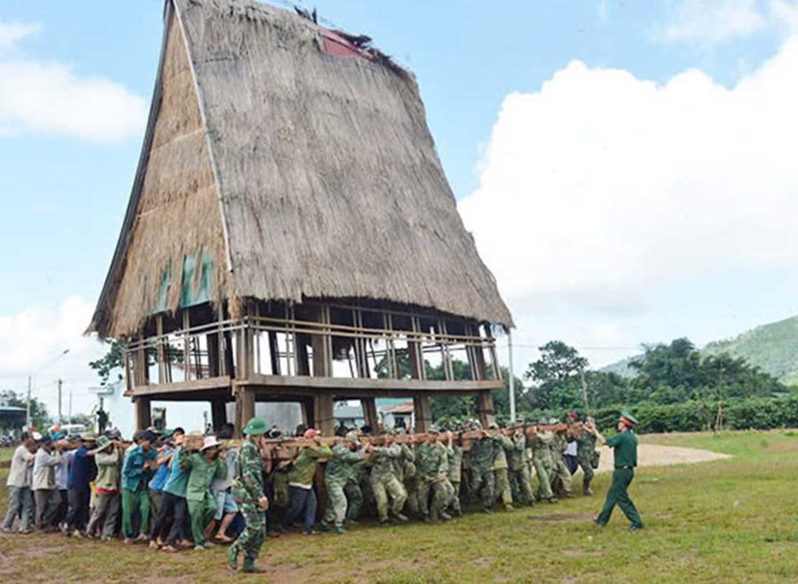 Провінційні збройні сили проводять масову мобілізаційну роботу в комуні Чу А Тай.