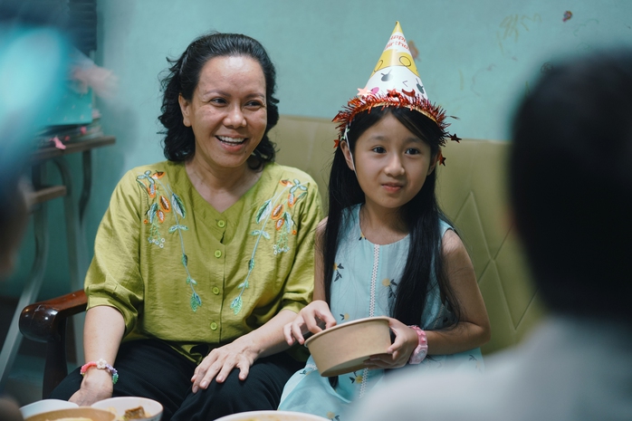 Phim có Hồng Đào, Việt Hương vượt sức hút kinh dị Thái - Ảnh 2.