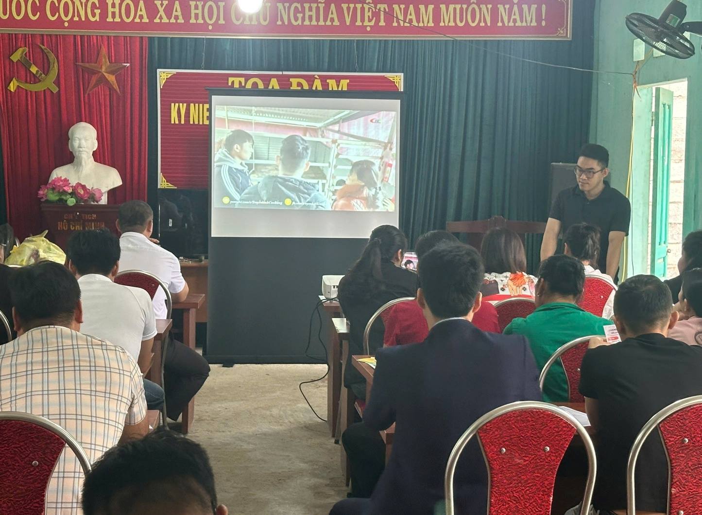 من تو را باور دارم