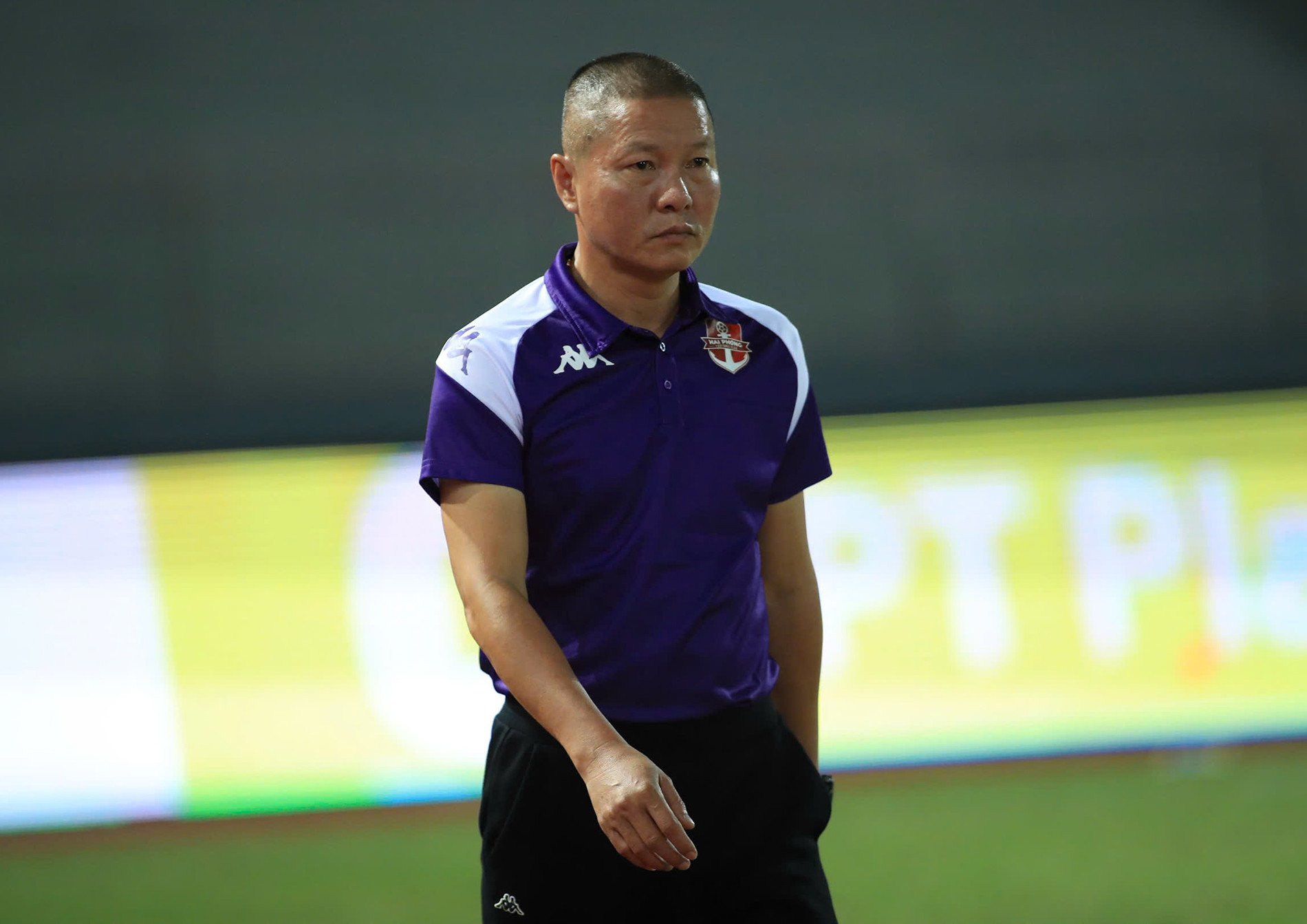 គ្រូបង្វឹក Chu Dinh Nghiem.jpg