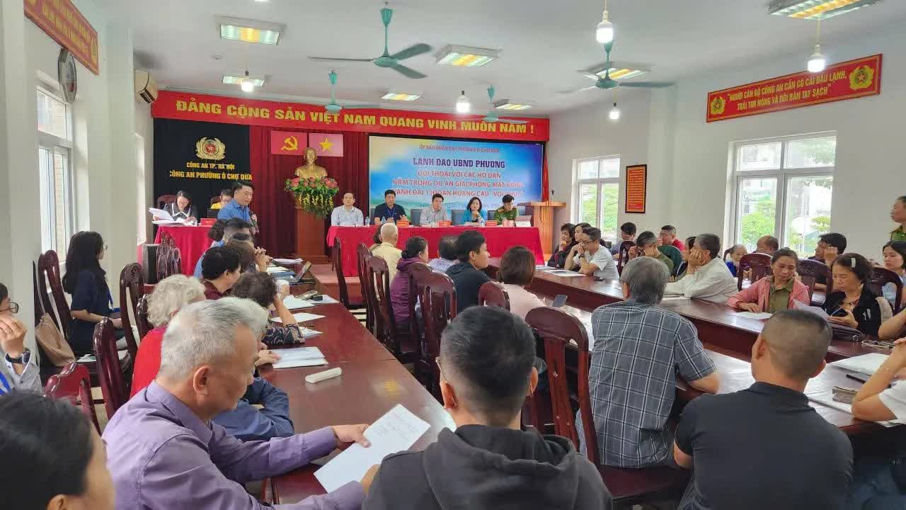 Phường Ô Chợ Dừa quyết liệt tháo gỡ vướng mắc trong giải phóng mặt bằng Dự án đường Vành đai 1- Ảnh 1.