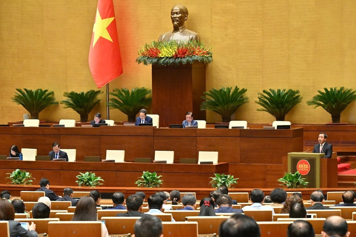 Las enmiendas y adiciones a la Ley contribuirán a agilizar los procedimientos para la ejecución de proyectos de infraestructura y obras nacionales clave, especialmente aquellos cuya construcción se inicia para la celebración del XIV Congreso Nacional del Partido. Foto: Quang Khanh. Việc sửa đổi, bổ sung Luật sẽ góp phần đẩy nhanh thủ tục triển khai các dự án hạ tầng, công trình trọng điểm quốc gia, đặc biệt là các dự án khởi công chào mừng Đại hội Đảng toàn quốc lần thứ XIV. Ảnh: Quang Khánh.