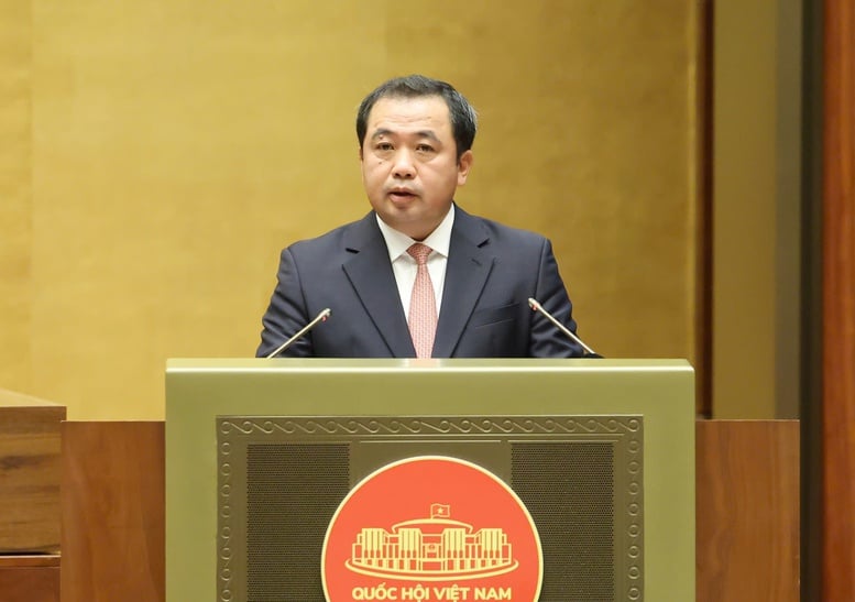 La Asamblea Nacional examina el proyecto de ley que modifica 15 leyes en los ámbitos de la agricultura y el medio ambiente - Foto 1. Quốc hội xem xét dự án Luật sửa đổi 15 luật trong lĩnh vực nông nghiệp và môi trường- Ảnh 1.