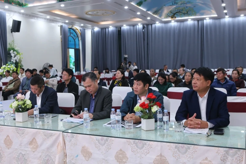 សិក្ខាសាលា 