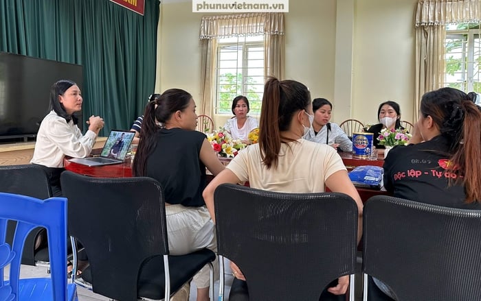 والدین کو Phụ huynh nghi