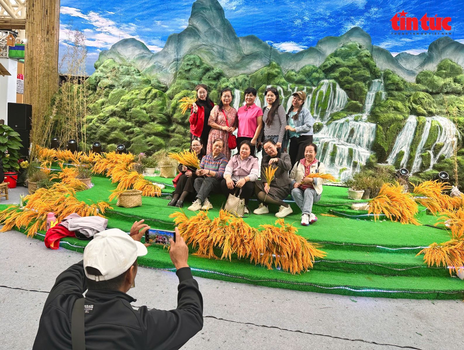 चित्र परिचय