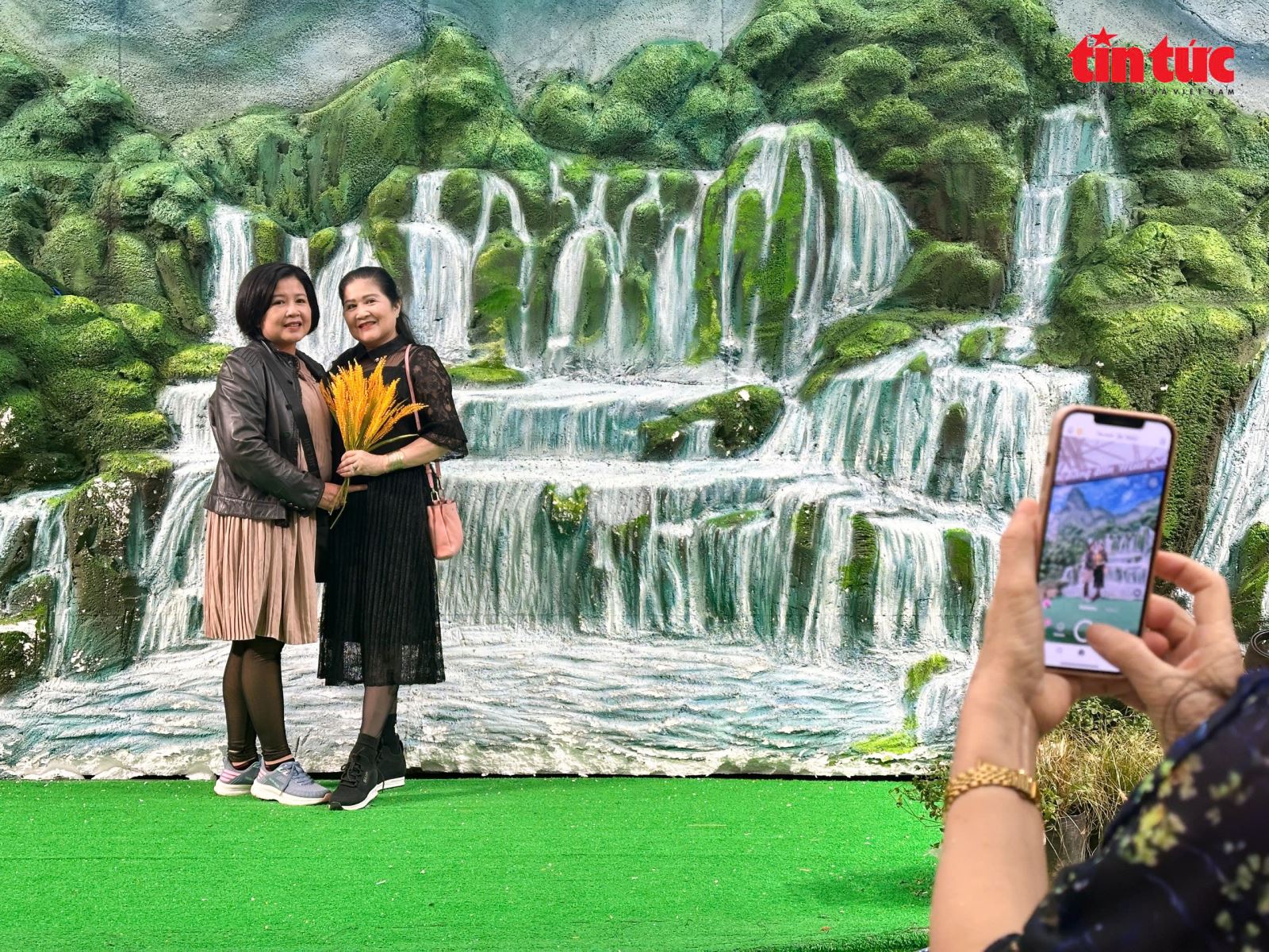 चित्र परिचय