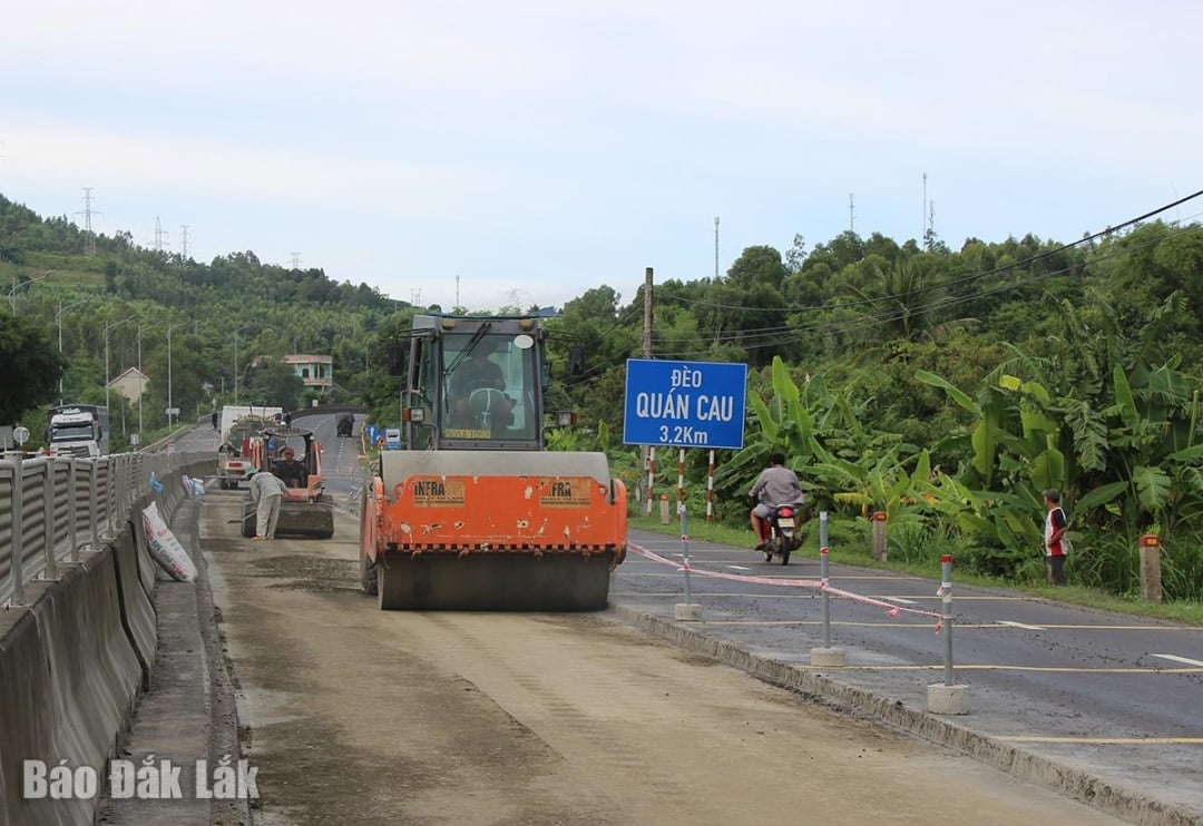 Οι εργολάβοι επικεντρώνονται στην κατασκευή του τμήματος που διέρχεται από το πέρασμα Κουάν Κάου.
