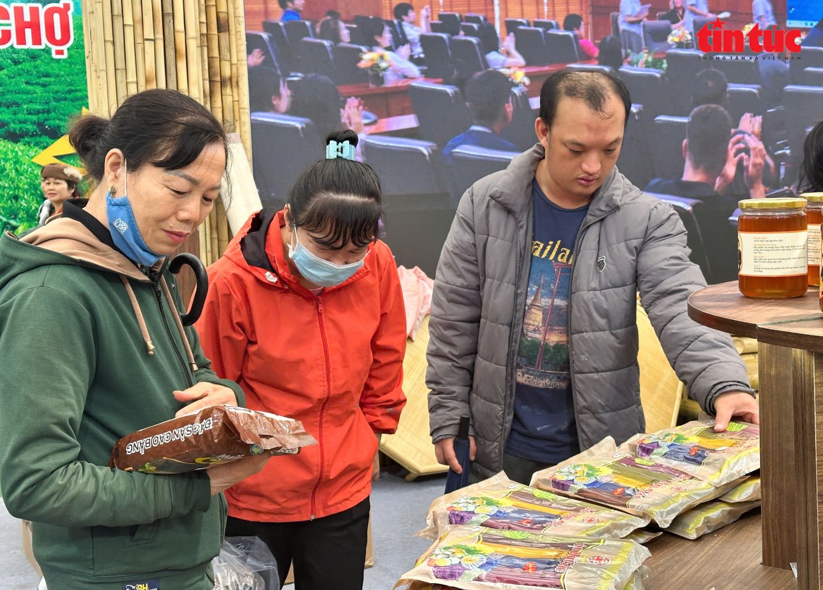 चित्र परिचय