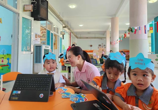 'Trẻ mẫu giáo làm quen tiếng Anh, nhưng phải giữ vững tiếng mẹ đẻ' - Ảnh 5.