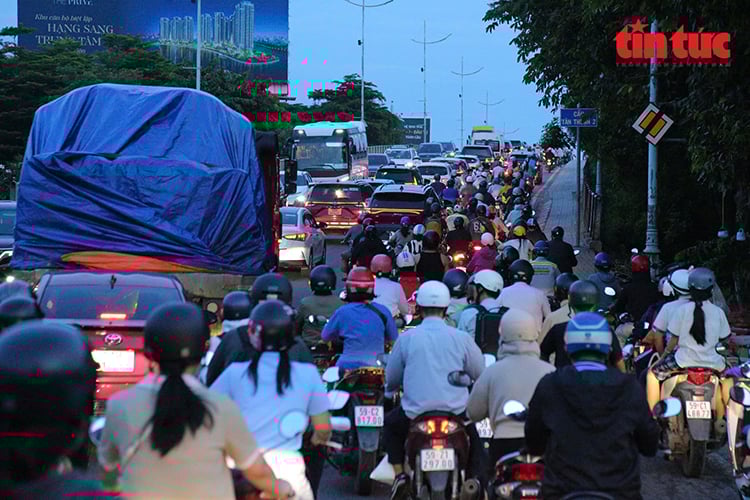 כיתוב לתמונה