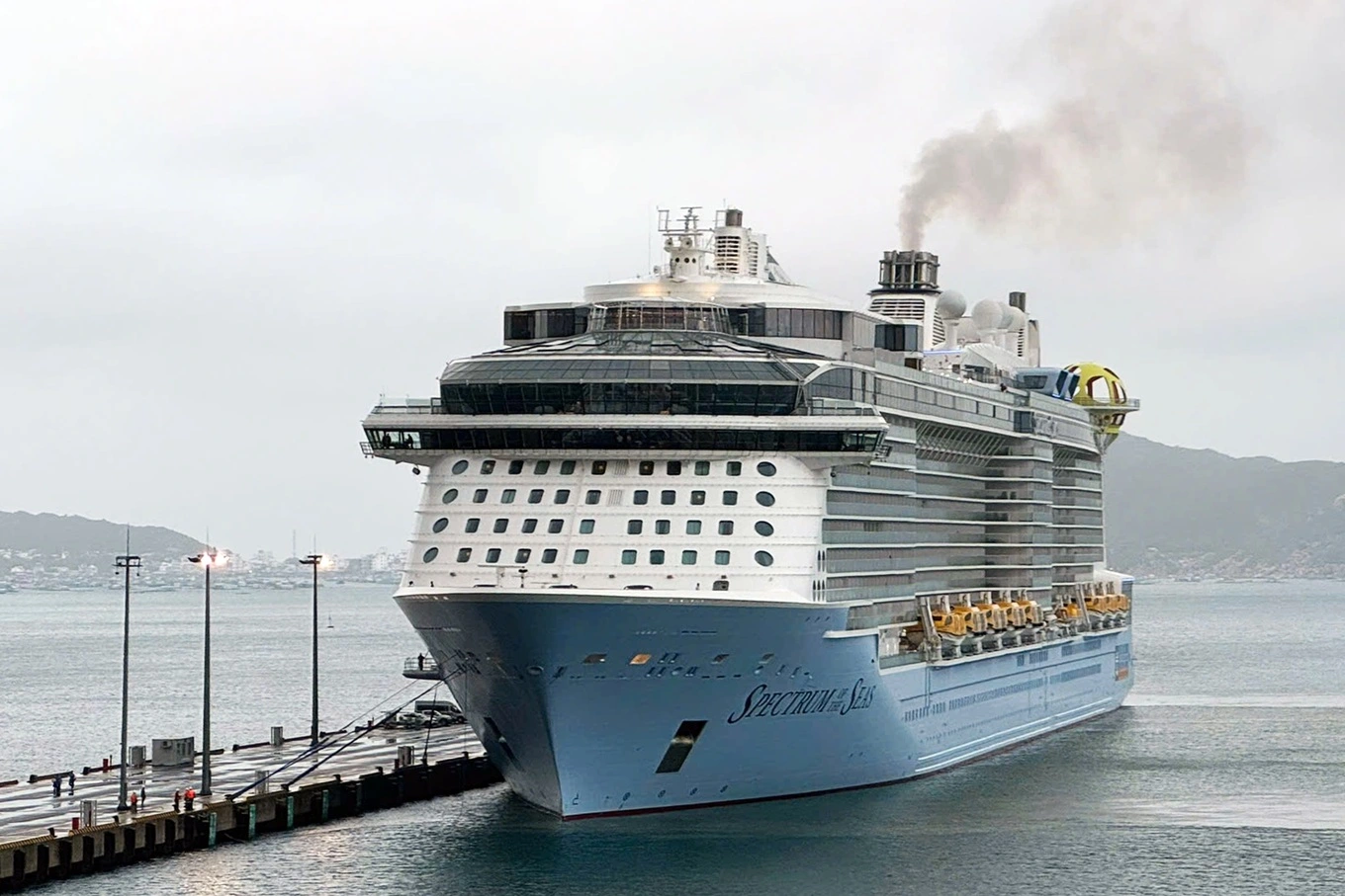 Vinhomes របស់ឧកញ៉ា Nhat Vuong ហៀបនឹងសាងសង់ទីផ្សាឆ្នេរសមុទ្រទំនើបតម្លៃជាង 32 ពាន់លានដុល្លារអាមេរិក-1762230037774.webp