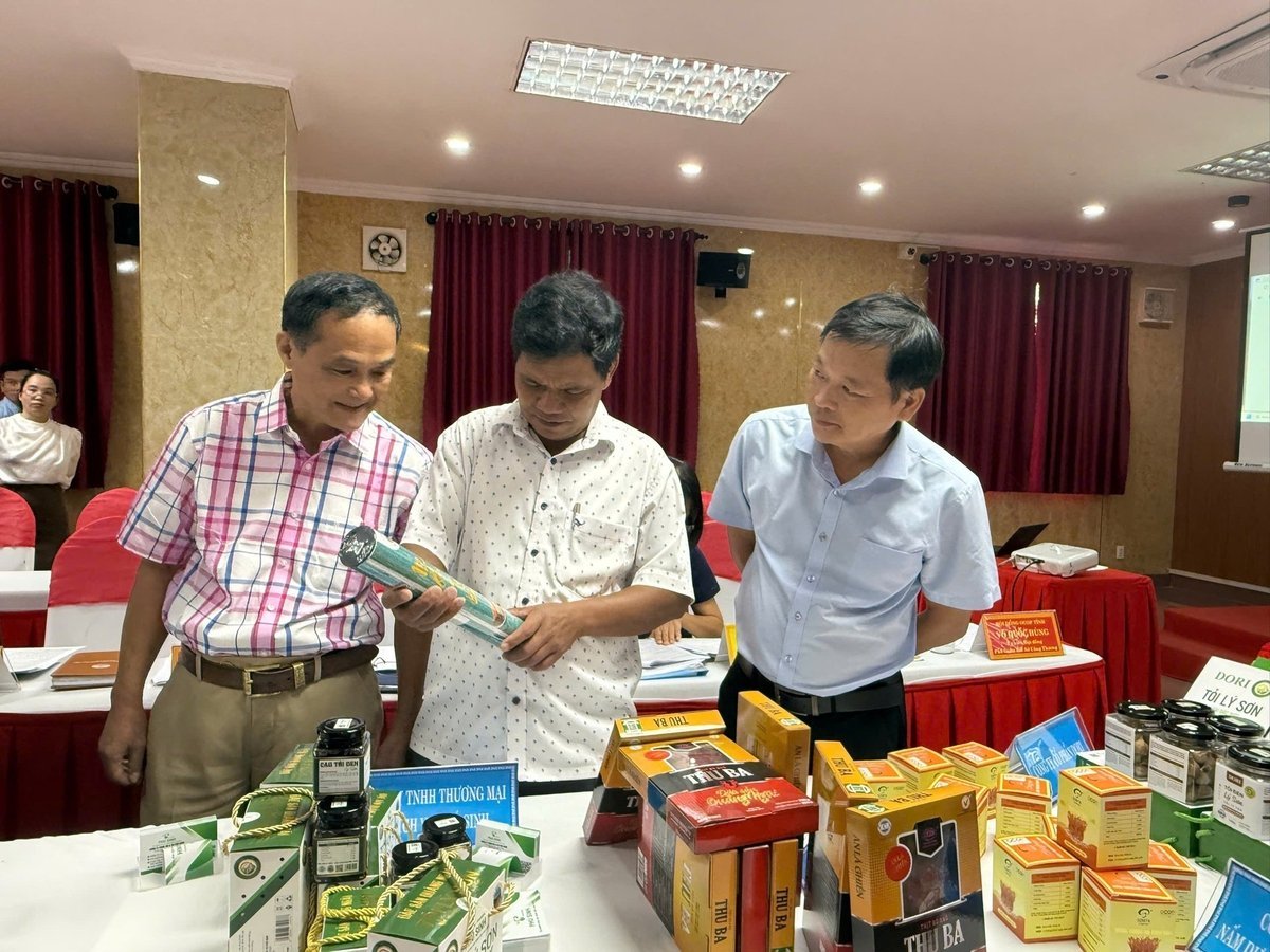 Quảng Ngãi họp đánh giá sản phẩm Ocop đợt 1/2025. Ảnh: Võ Hà.