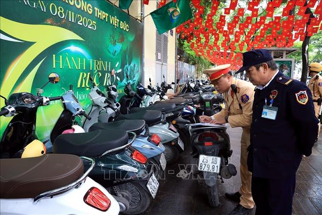 ចំណងជើងរូបថត