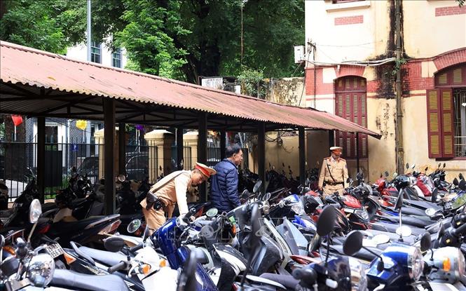 ចំណងជើងរូបថត