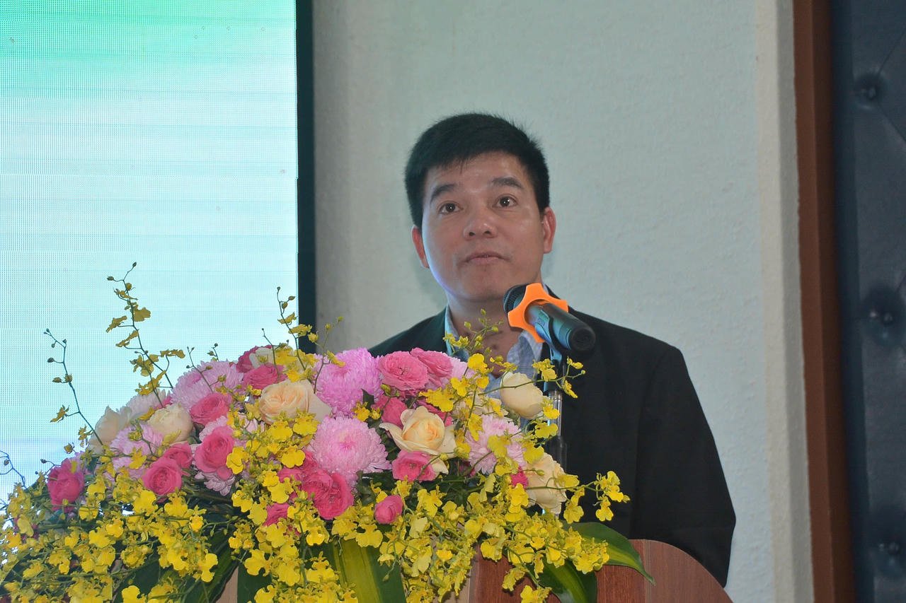 Dr. Nguyen Van Ngoc, vice-directeur van de Dalat Universiteit.