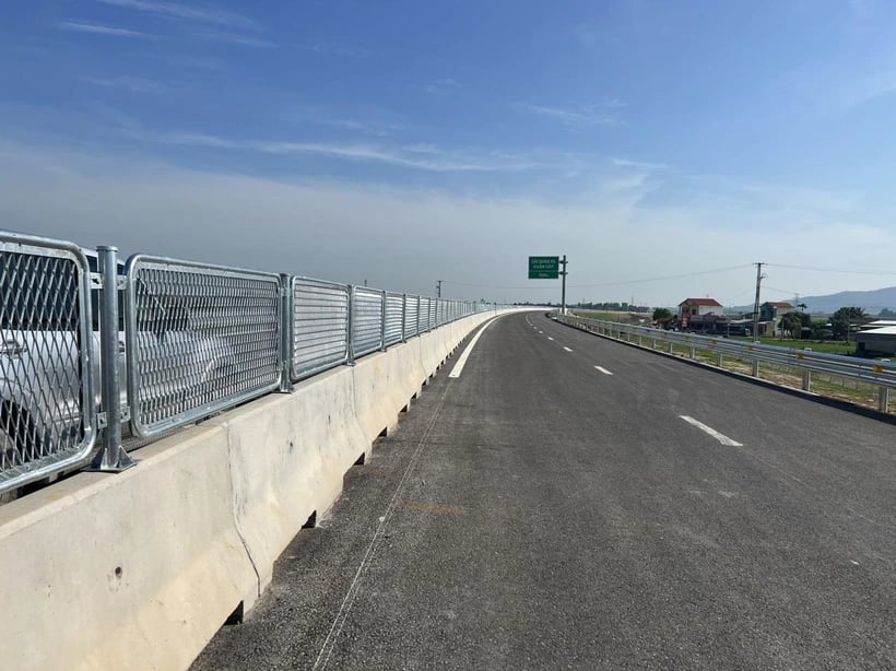 Многие проекты скоростной автомагистрали «Север-Юг» отстают от графика. Министерство строительства требует их завершения, чтобы начать взимать плату с 2026 года. Иллюстративное фото