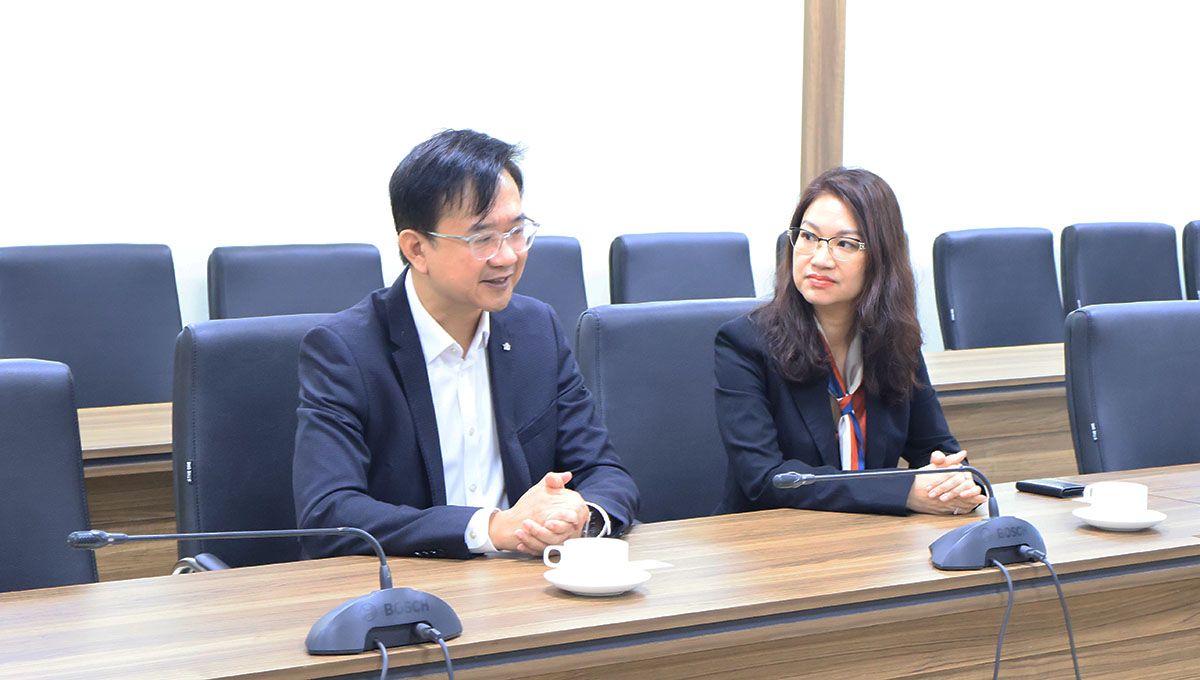 Cục trưởng Nguyễn Trùng Khánh tiếp và làm việc với Lãnh đạo cấp cao Hiệp hội vận tải Hàng không quốc tế (IATA) - Ảnh 3.