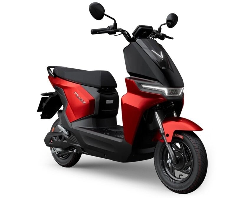 Xe máy điện VinFast Flazz không cần bằng lái, đi tới 135 km/lần sạc, giá hiện chỉ còn 14 triệu đồng