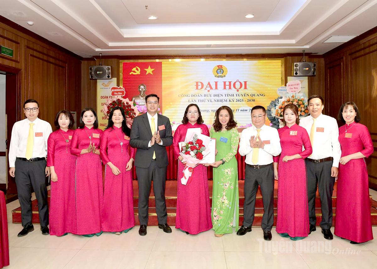 គណៈកម្មាធិការប្រតិបត្តិនៃសហជីពប្រៃសណីយ៍ខេត្តអាណត្តិទី VI ឆ្នាំ 2025-2030 ត្រូវបានណែនាំទៅសភា។