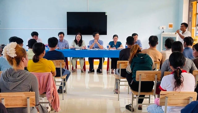 Bộ Y tế khuyến khích cha mẹ giám sát an toàn thực phẩm trong trường học - Ảnh 1.