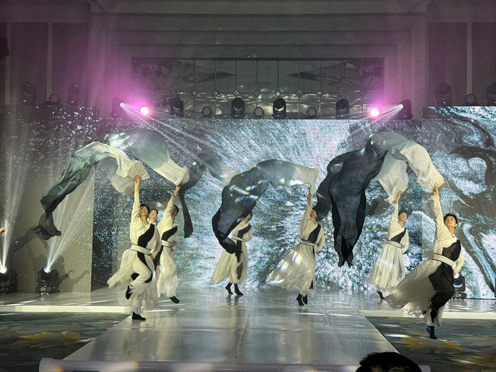 การแลกเปลี่ยนวัฒนธรรมและการท่องเที่ยวเจ้อเจียง