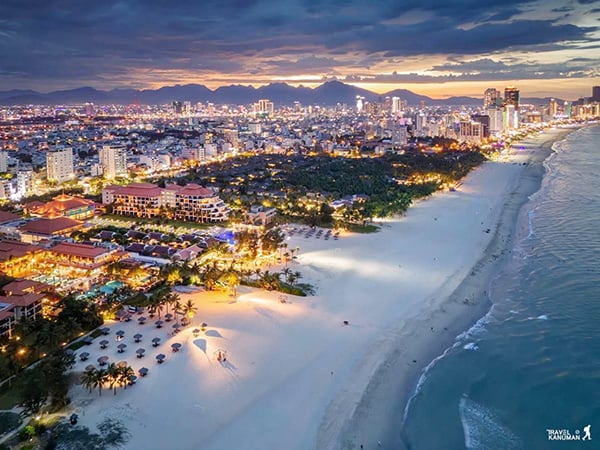 Furama - Ariyana Danang International Tourism Complex ។ Quần thể Du lịch quốc tế Furama - Ariyana Đà Nẵng.