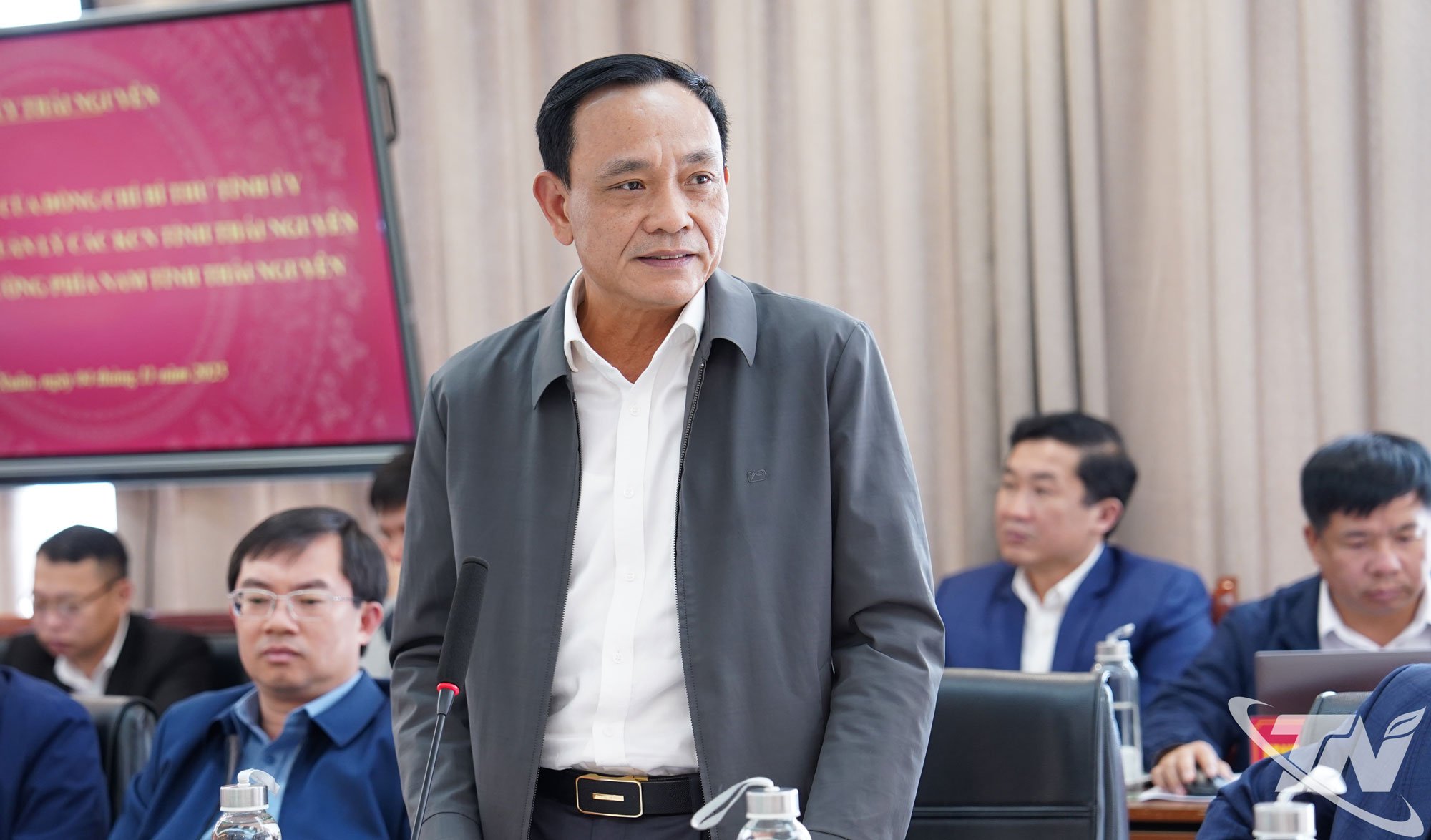 Lederne i Industri- og handelsdepartementet talte.