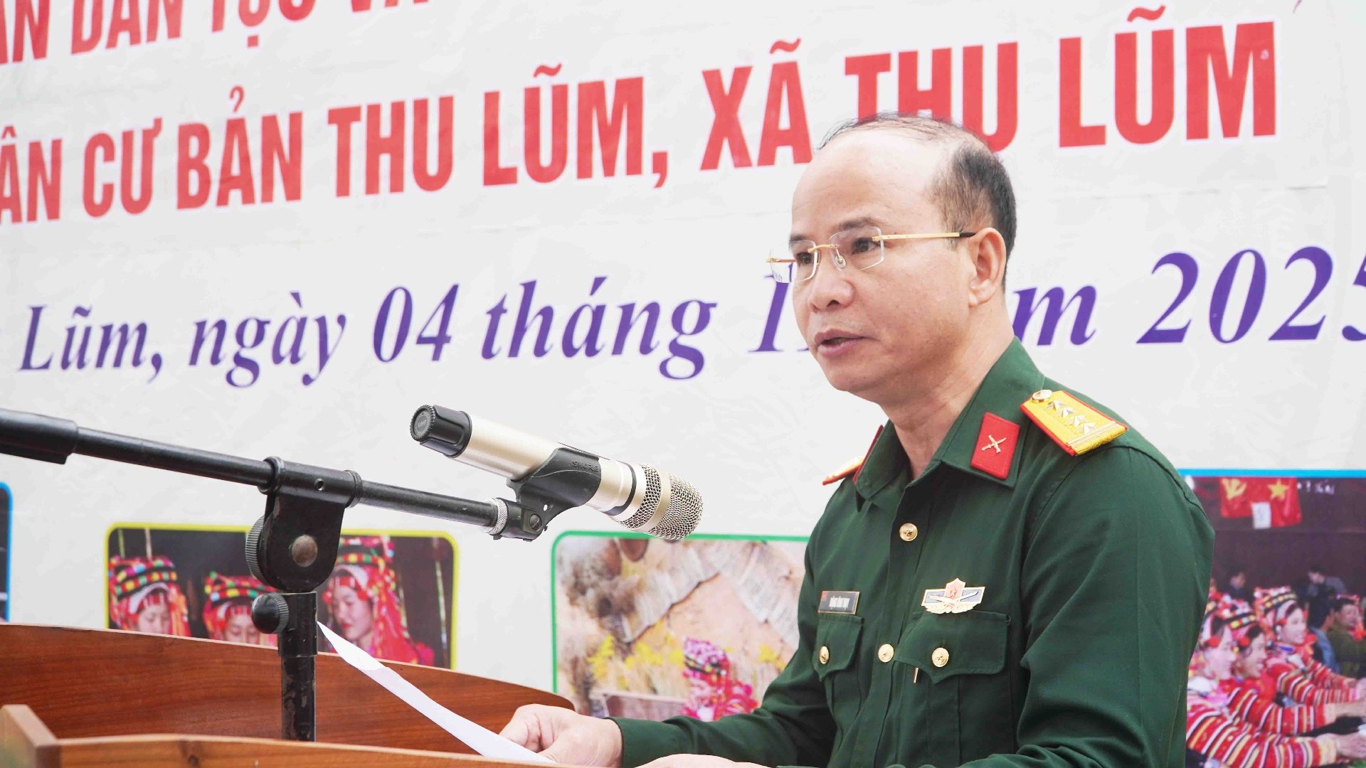 đồng chí Đặng Vĩnh Thụy - Uỷ viên Ban Thường vụ, Chỉ huy Trưởng Bộ chỉ huy Quân sự tỉnh phát biểu tại ngày hội. đồng chí Đặng Vĩnh Thụy - Uỷ viên Ban Thường vụ, Chỉ huy Trưởng Bộ chỉ huy Quân sự tỉnh phát biểu tại ngày hội.