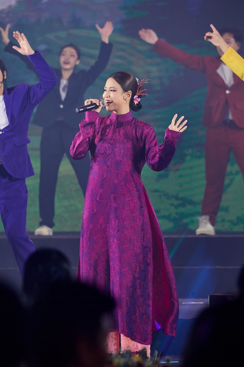 ហៀង ធុយលីន.jpg