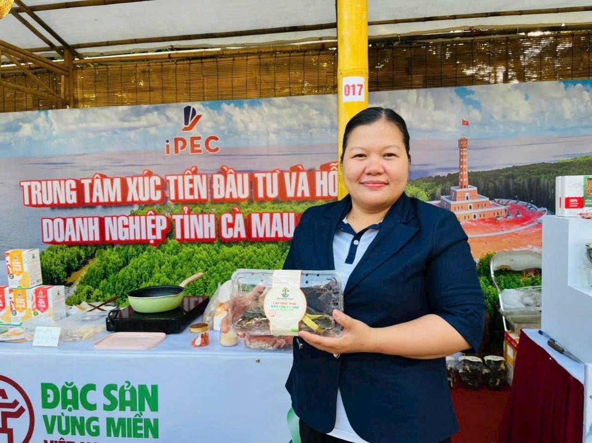 Chị Mai Thị Thùy Trang, Giám đốc HTX Tài Thịnh Phát. Ảnh: Trọng Linh.