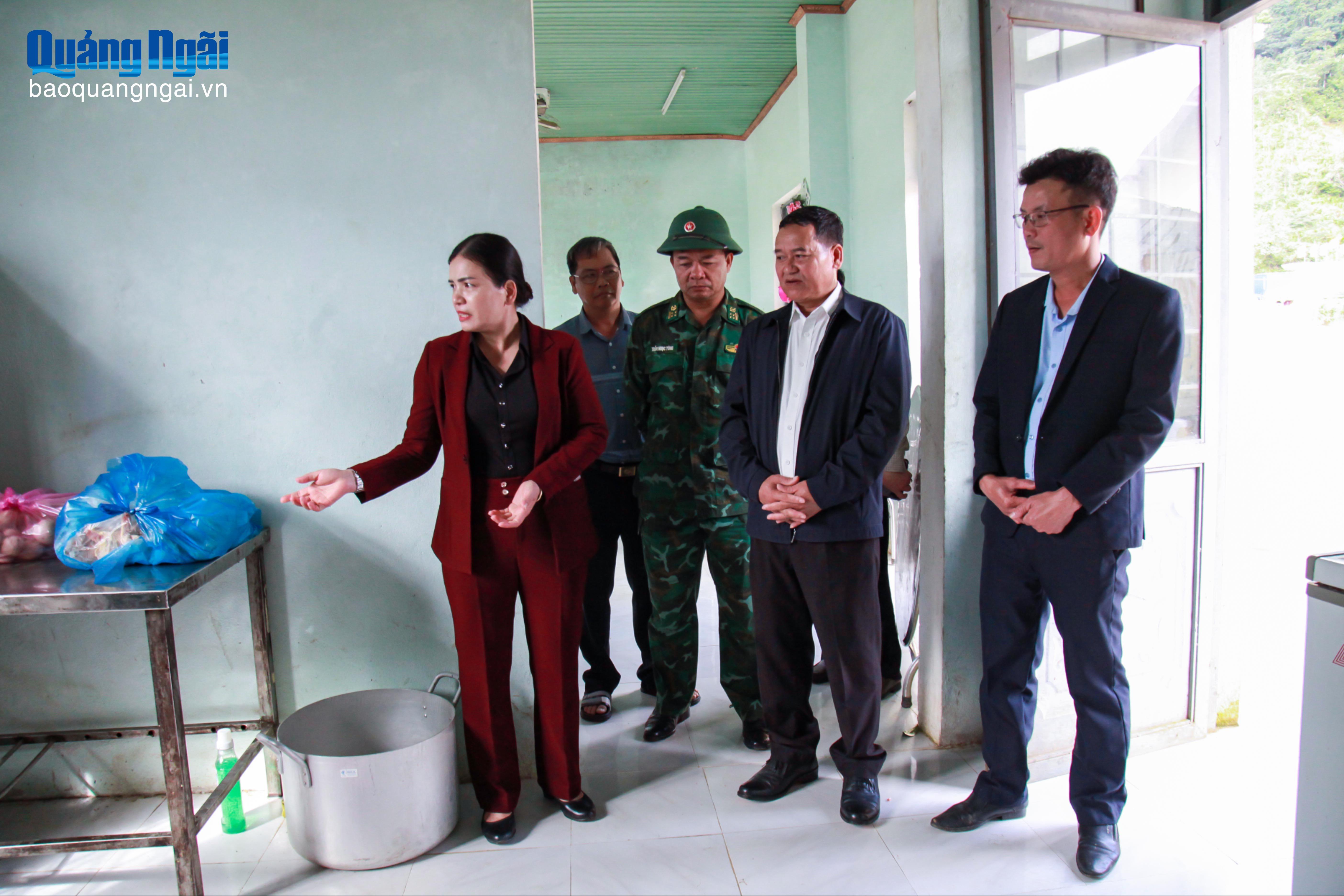 កាសែត Quang Ngai វិទ្យុ និងទូរទស្សន៍