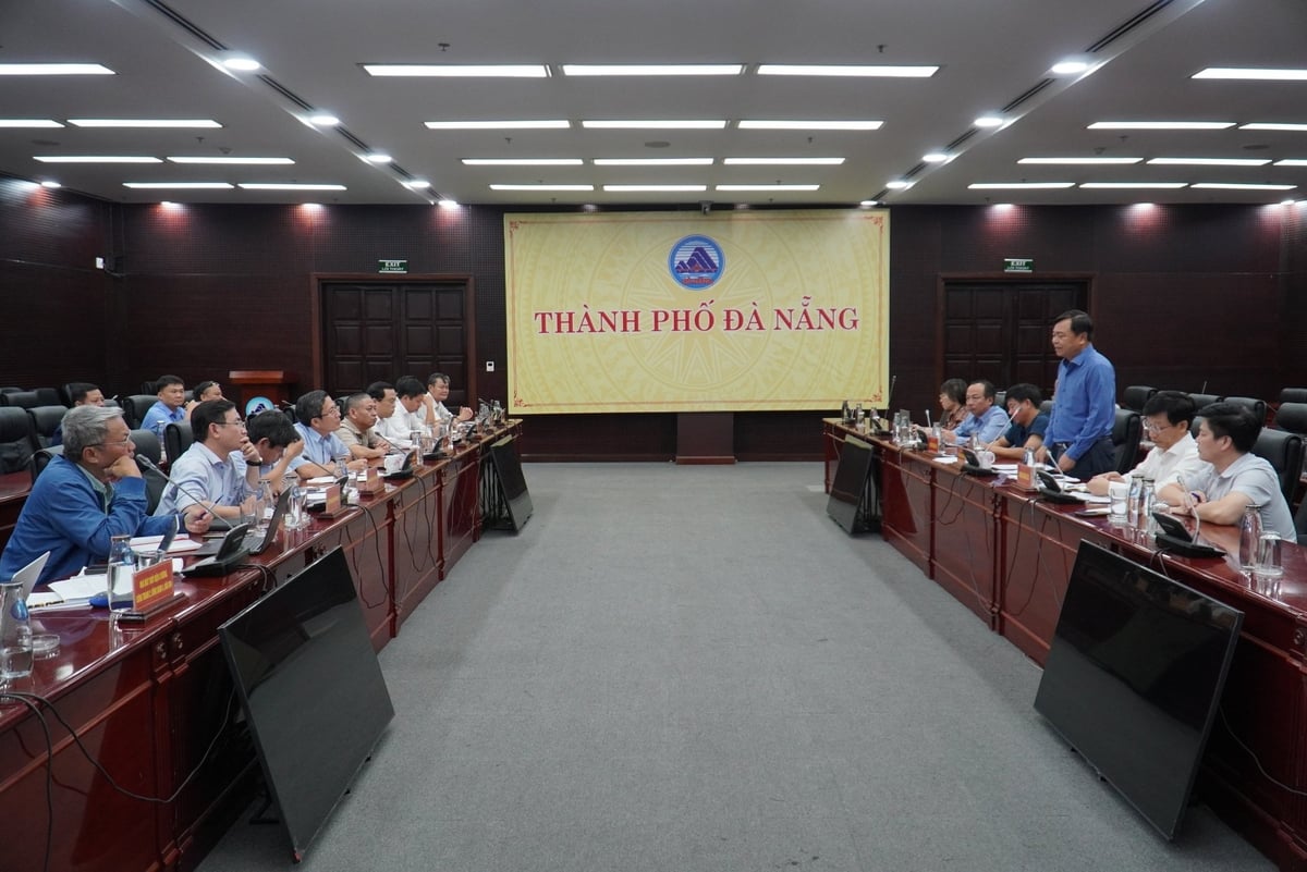 ឈុតឆាកការងារ។ រូបថត៖ Lan Anh។ Quang cảnh buổi làm việc. Ảnh: Lan Anh.