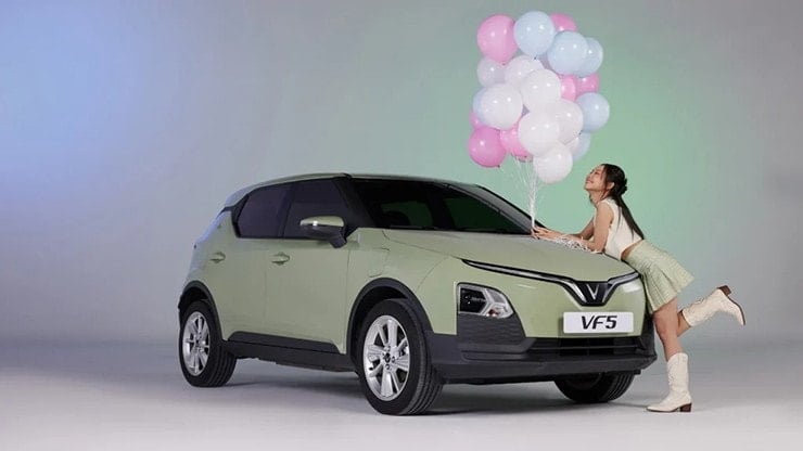 Giá xe VinFast VF 5 niêm yết và lăn bánh tháng 11/2025 - 1