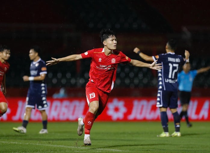 Đội Công an TP HCM tin vào chân sút trẻ - Ảnh 1.