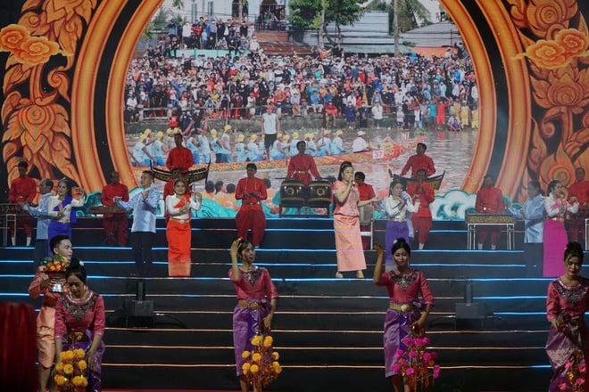 Cần Thơ khai hội Ok Om Bok – Đua ghe ngo 2025 tôn vinh di sản Văn hóa - Ảnh 6.