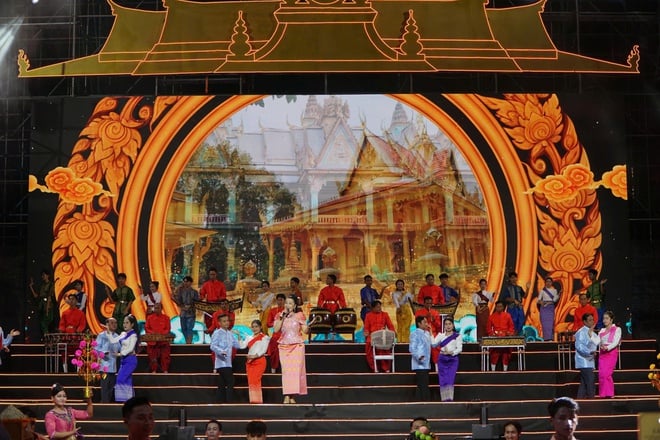 Cần Thơ khai hội Ok Om Bok – Đua ghe ngo 2025 tôn vinh di sản Văn hóa - Ảnh 7.