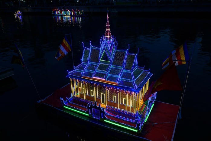 Cần Thơ khai hội Ok Om Bok – Đua ghe ngo 2025 tôn vinh di sản Văn hóa - Ảnh 12.