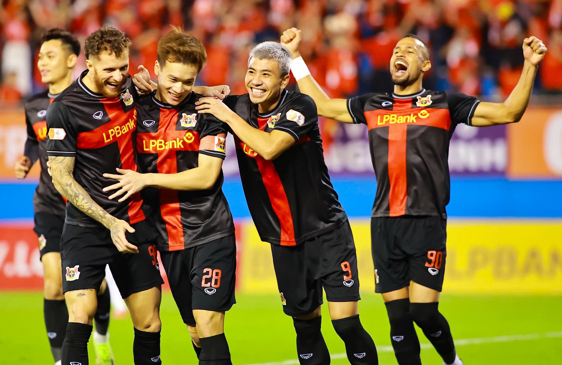 นิญบิ่ญ 2.jpg